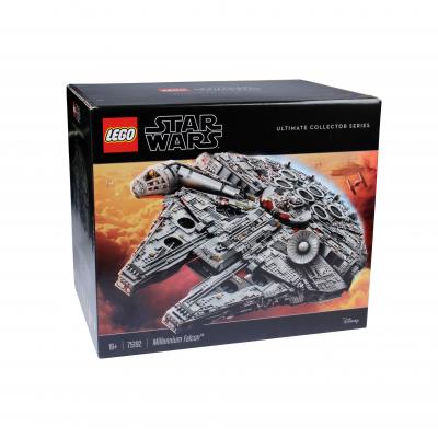 Image of LEGO Star Wars Ultimate Collector Series Millennium Falcon (75192) 074